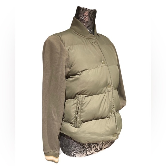 Abercrombie & Fitch - Women’s Puffer Jacket - Picture 1 of 13